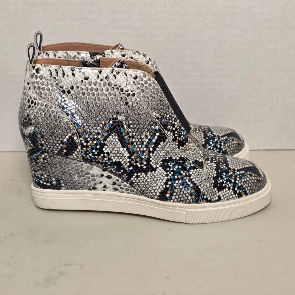Linea Paolo‎ Women's 5.5M Grey Snakeskin Wedge Sneakers Side Zip High Top Boots